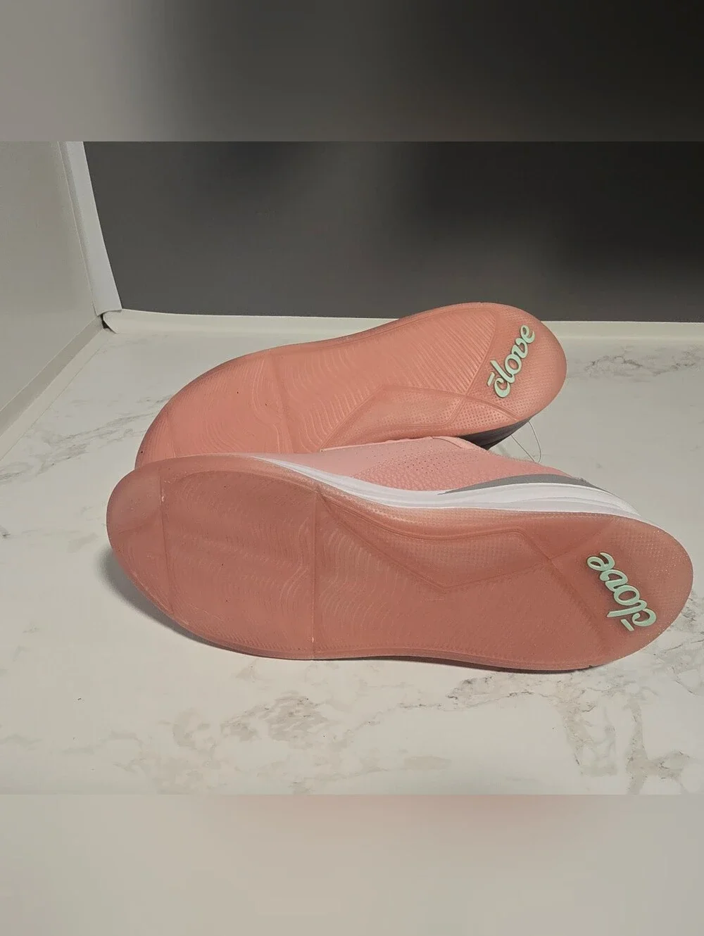 Clove Classic Women's Pink Lightweight Sneakers
